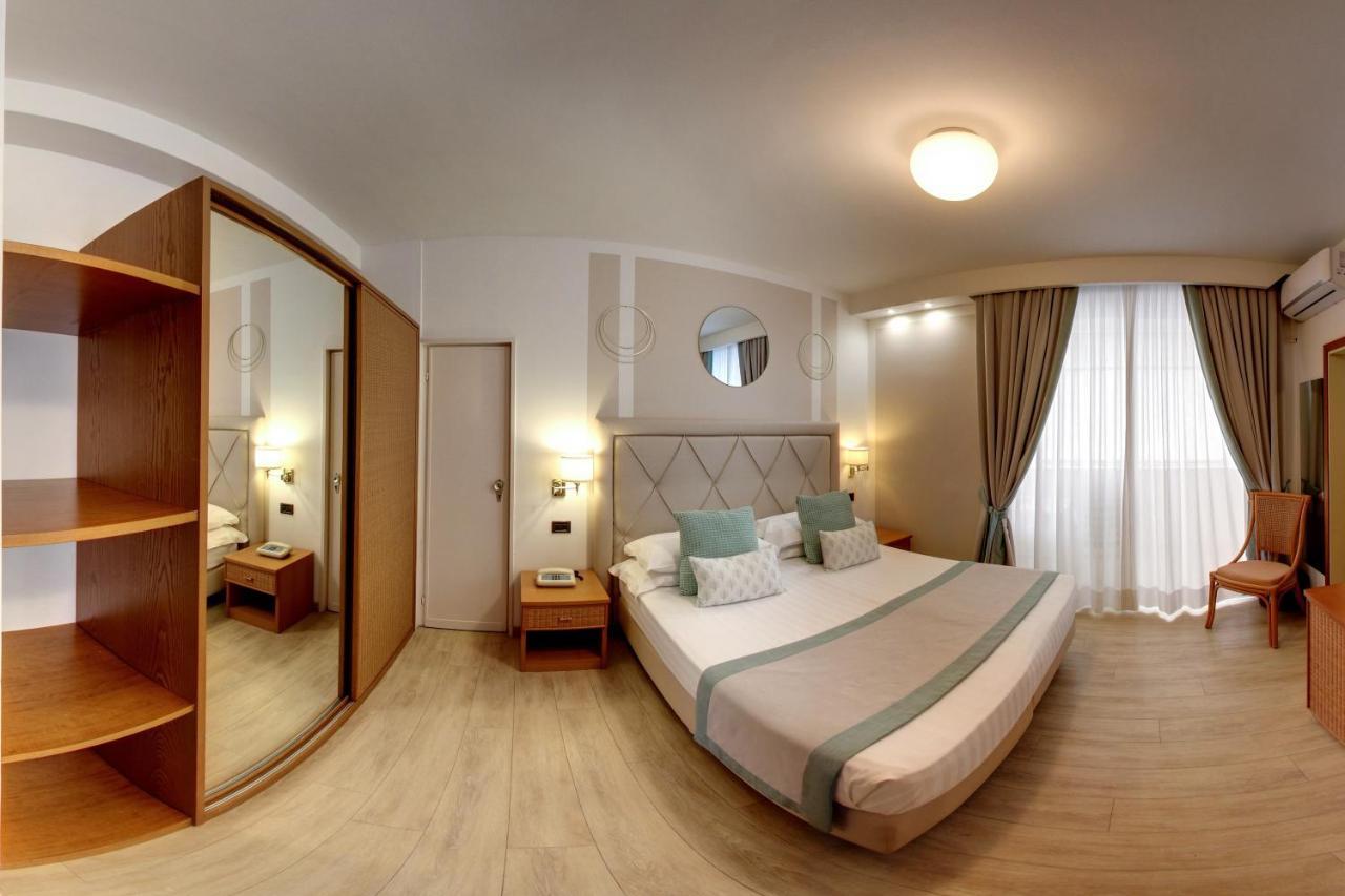 Raffaelli Park Hotel Forte dei Marmi Rum bild